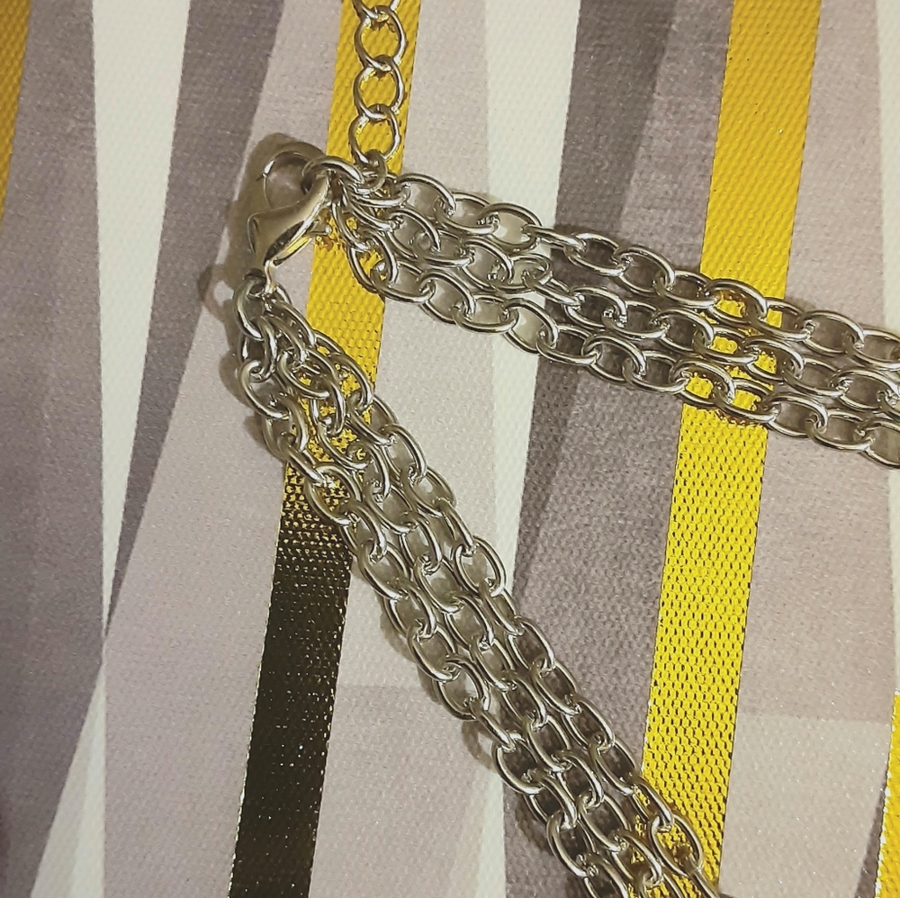 Chunky Glass Crystal 3-Strand  Necklace - Picture 3 of 3